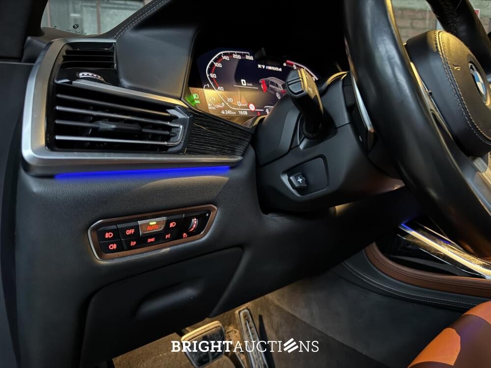 BMW X7 M50d High Executive M-Sport 400pk 2019, NL-Kenteken
