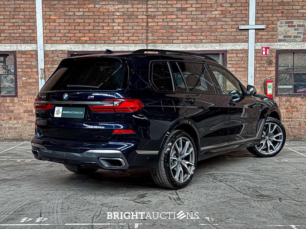 BMW X7 M50d High Executive M-Sport 400pk 2019, NL-Kenteken