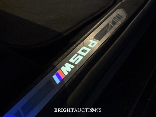 BMW X7 M50d High Executive M-Sport 400pk 2019, NL-Kenteken