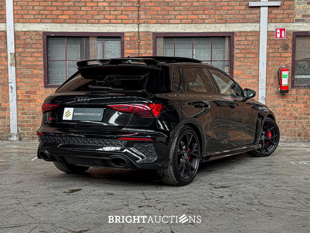 Audi RS3 Sportback 2.5 TFSI Quattro -Milltek- 400hpk 2023, NL Nummernschild
