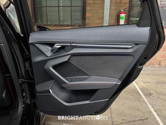 Audi RS3 Sportback 2.5 TFSI Quattro -Milltek- 400pk 2023, NL-Kenteken