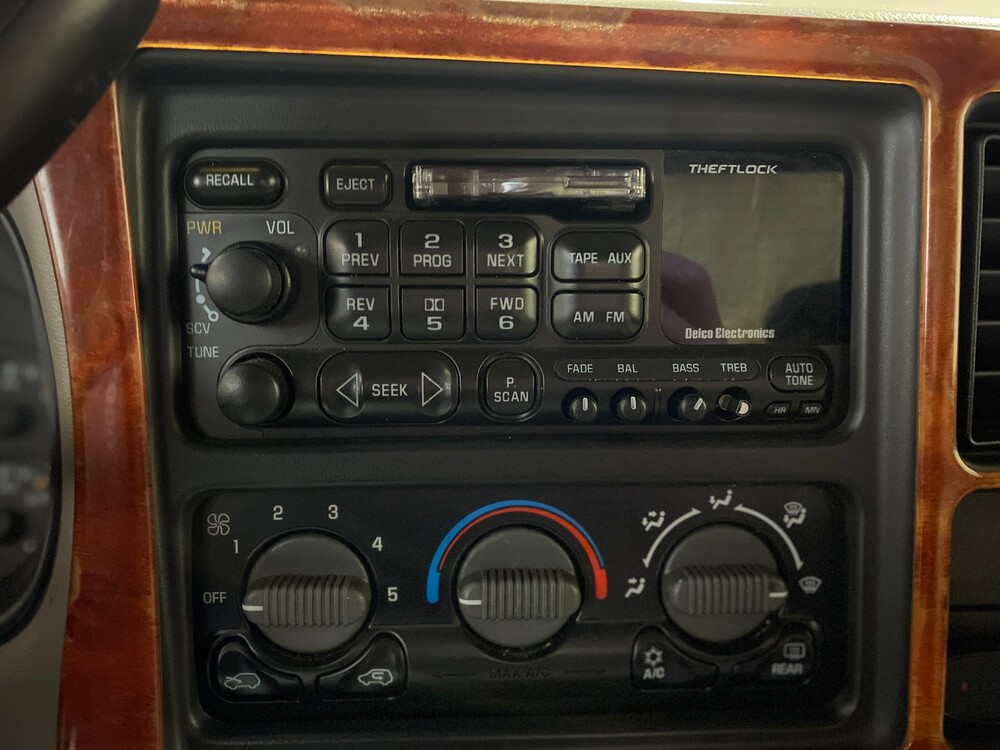 Chevrolet Silverado 5.3 V8 4x4 271pk 2000 -Org. NL-, 01-VN-NR