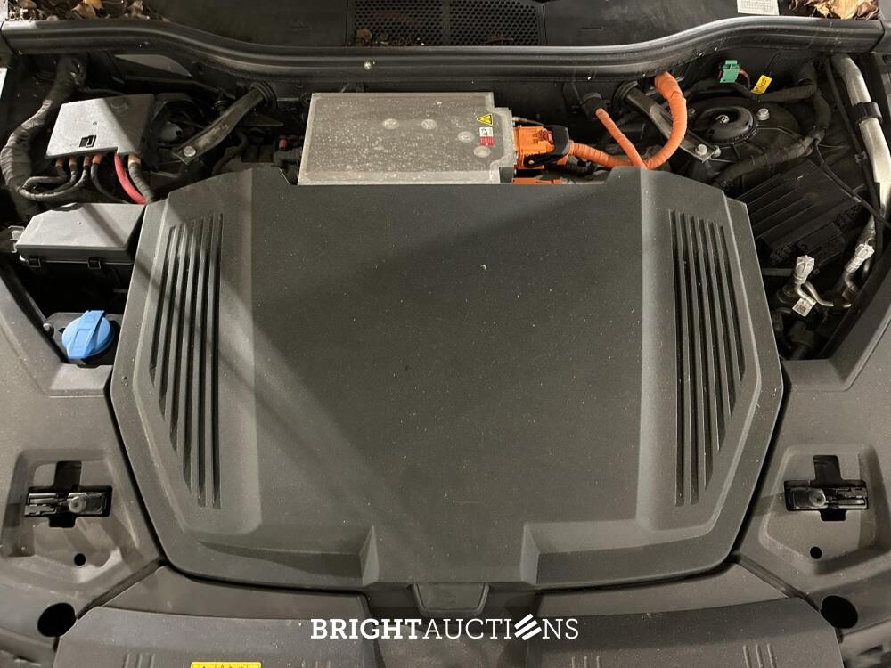 Audi e-tron 50 Quattro Business Edition Plus 71 kWh 313hp 2020 (Original-NL + 1. Besitzer), K-649-JJ