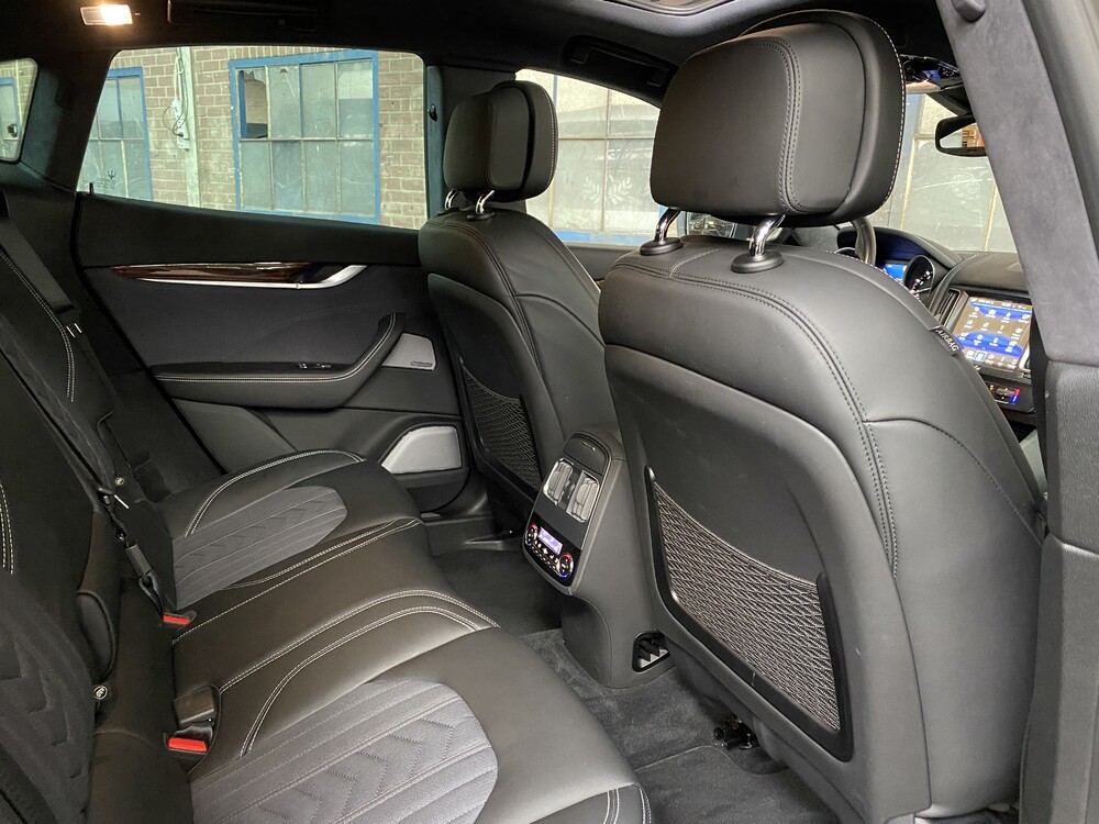 Maserati Levante S 3.0 V6 GranLusso 430pk 2019 -Org. NL- FACELIFT, XL-035-N