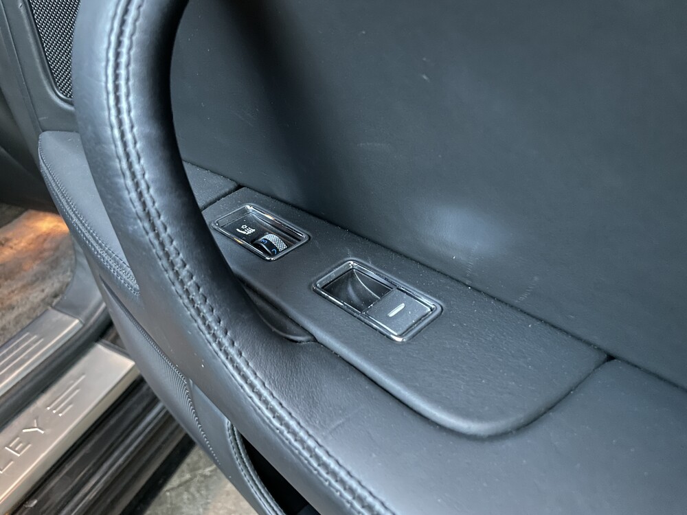 Bentley Continental Flying Spur 6.0 W12 560pk 2009