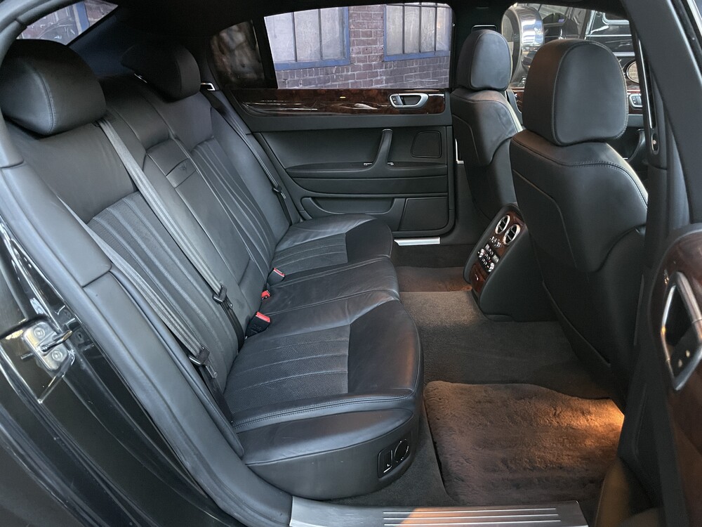 Bentley Continental Flying Spur 6.0 W12 560pk 2009