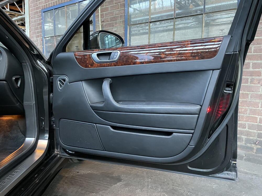 Bentley Continental Flying Spur 6.0 W12 560pk 2009