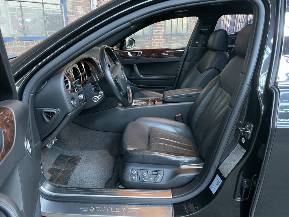 Bentley Continental Flying Spur 6.0 W12 560pk 2009