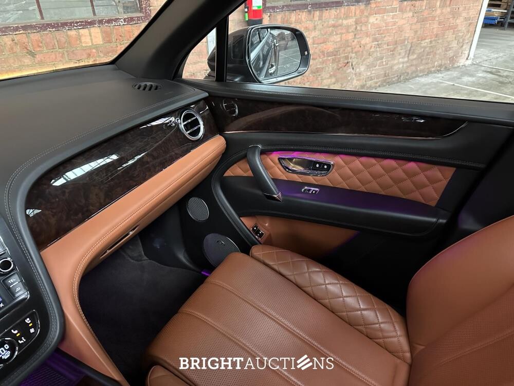 Bentley Bentayga Hybrid 3.0 340pk 2020