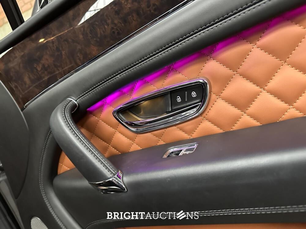 Bentley Bentayga Hybrid 3.0 340pk 2020