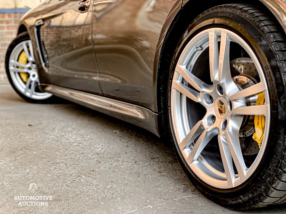 Porsche Panamera Turbo S Techart 4.8 600pk 2012, 9-KXB-42