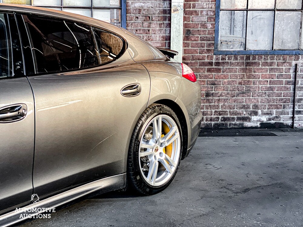Porsche Panamera Turbo S Techart 4.8 600pk 2012, 9-KXB-42