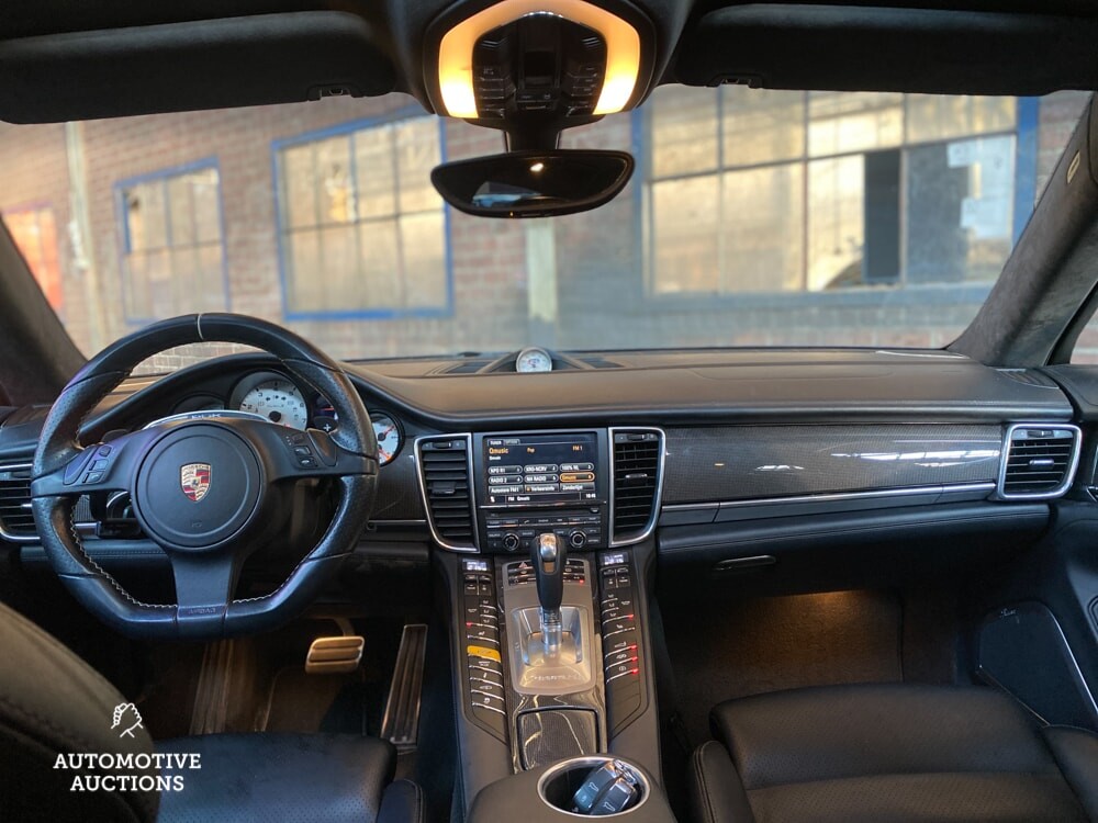 Porsche Panamera Turbo S Techart 4.8 600pk 2012, 9-KXB-42