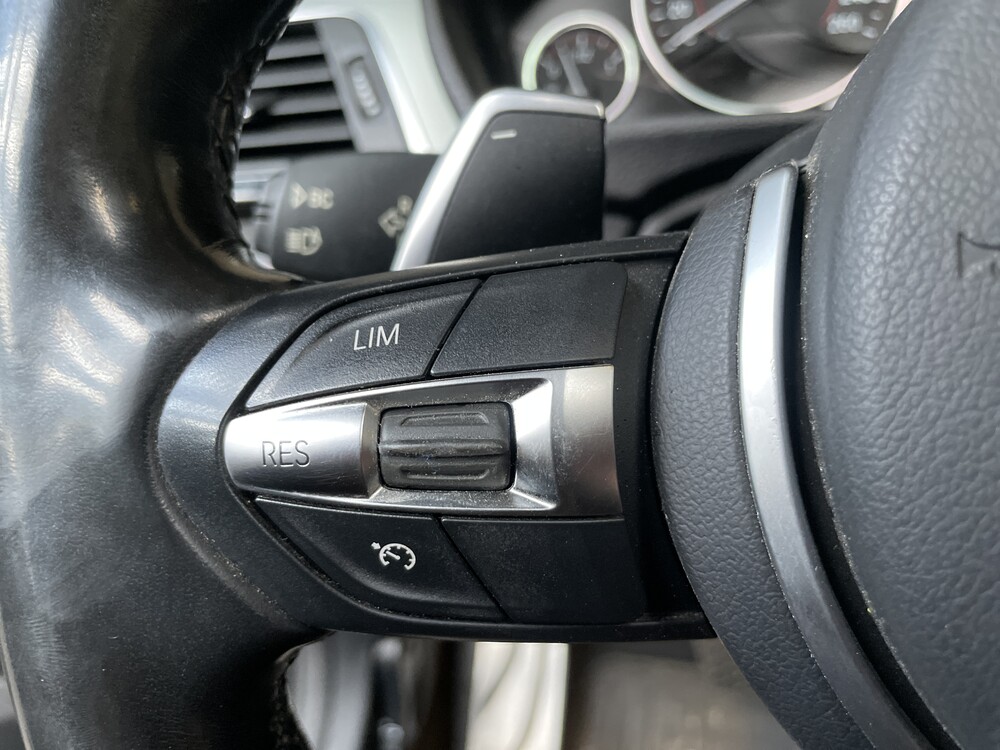 BMW 330e M-Sport 2.0 eDrive 252pk 2016 3-Serie -Org. NL-, JD-046 J