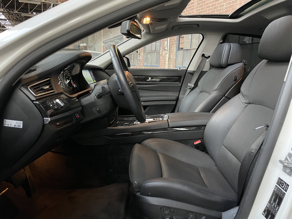 BMW ActiveHybrid 7 F04 4.4 465pk 2011 7-serie