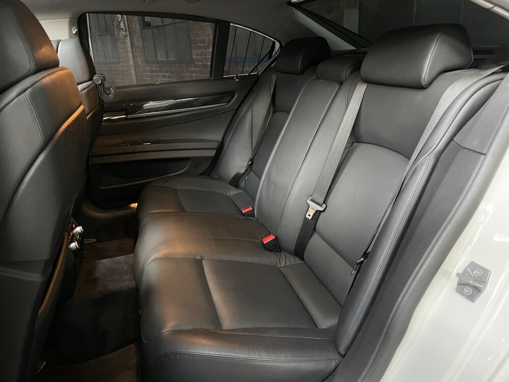 BMW ActiveHybrid 7 F04 4.4 465pk 2011 7-serie