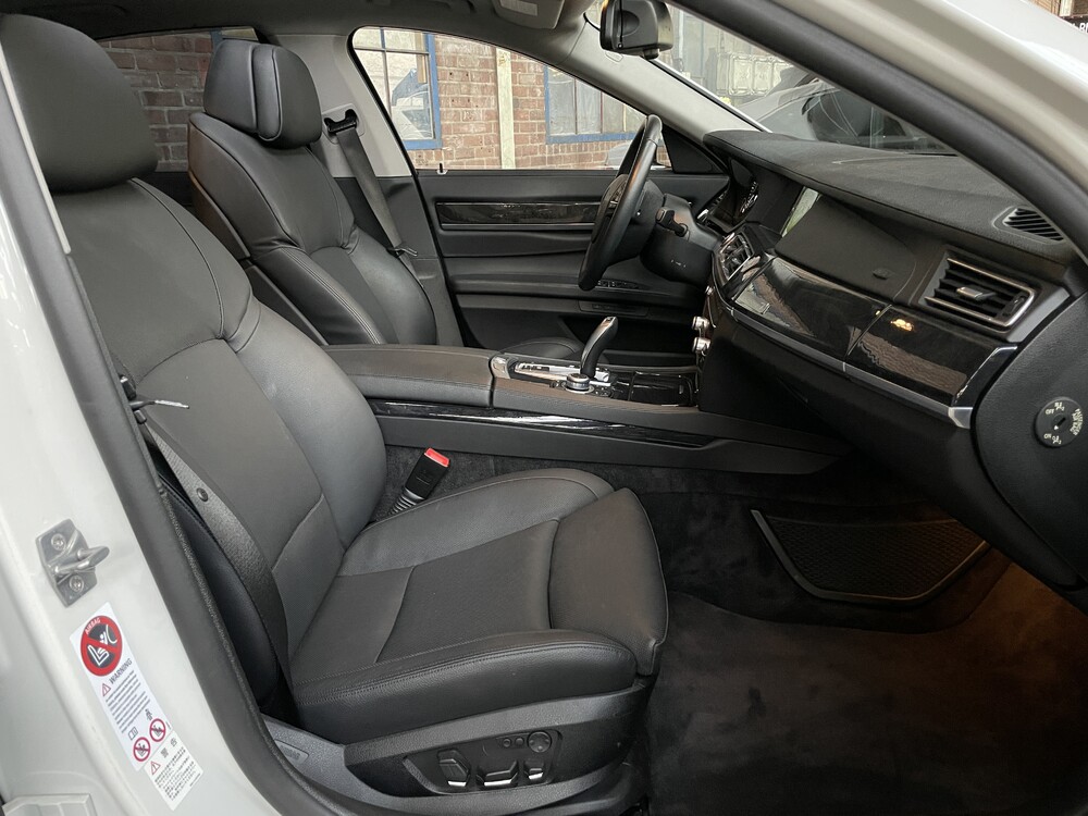 BMW ActiveHybrid 7 F04 4.4 465pk 2011 7-serie