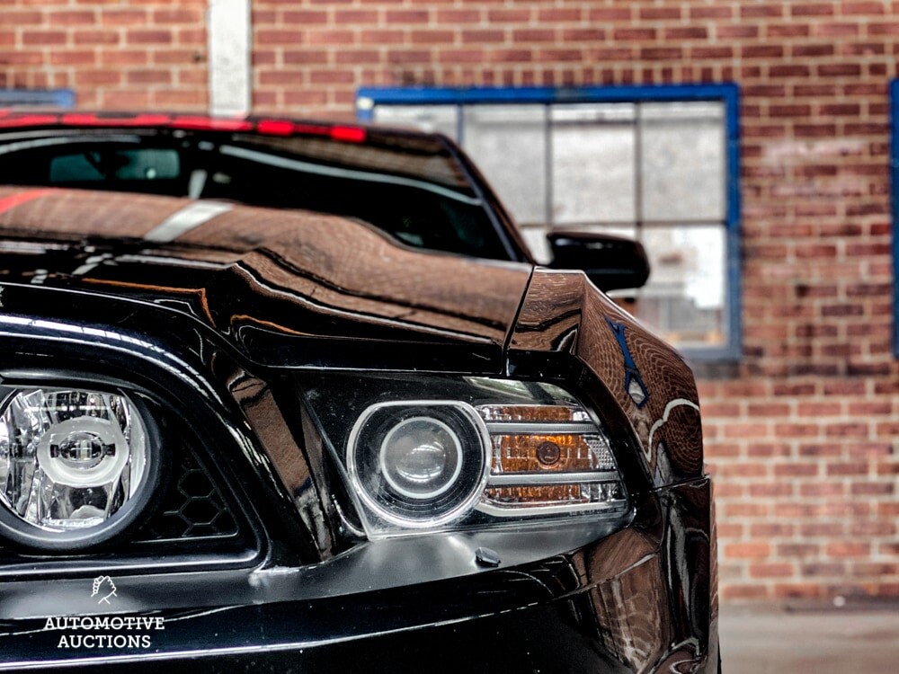 Ford Mustang GT 416pk 2013