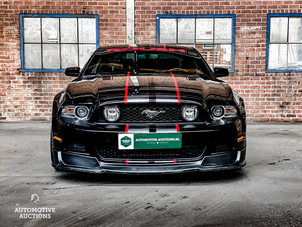 Ford Mustang GT 416pk 2013
