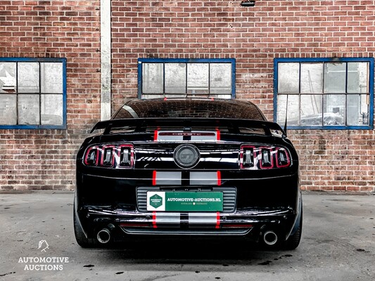 Ford Mustang GT 416pk 2013