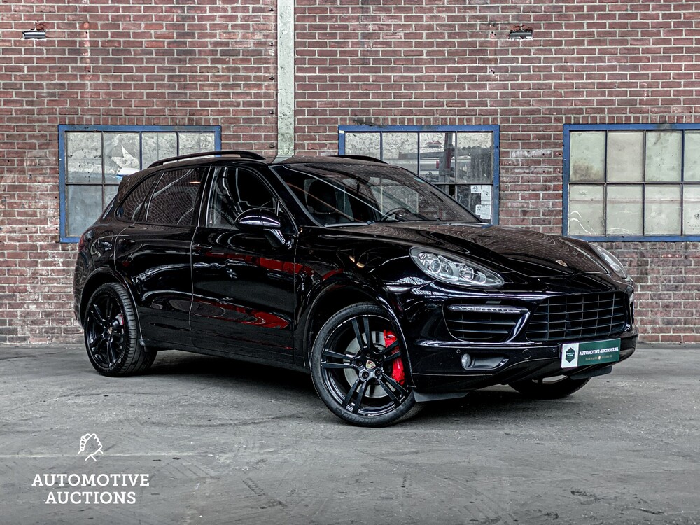 Porsche Cayenne 4.8 Turbo 500pk 2012, 71-ZVF-9