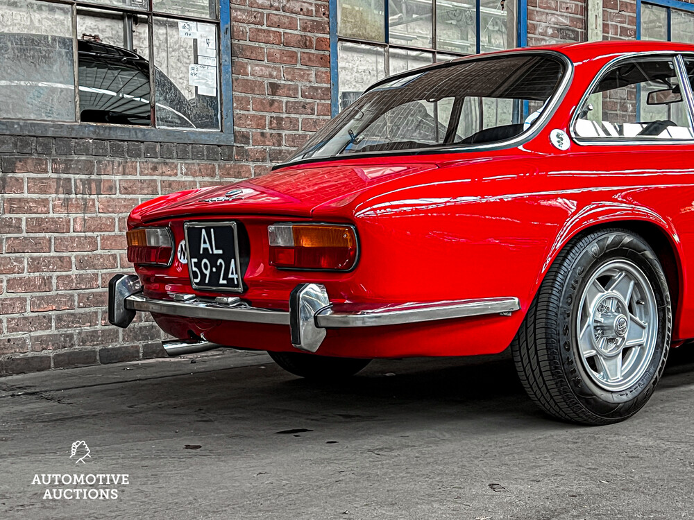 Alfa Romeo GTV 2000 Veloce 2.0 150hp 1971, AL-59-24.