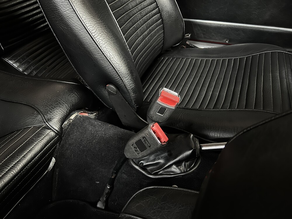 Alfa Romeo GTV 2000 Veloce 2.0 150hp 1971, AL-59-24.