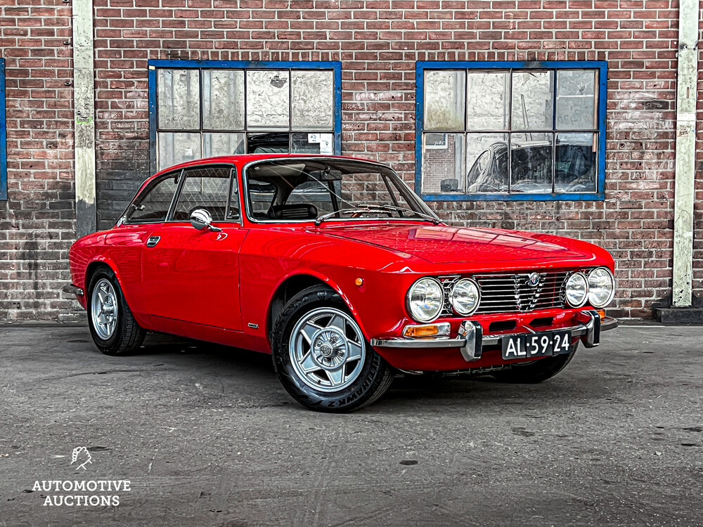 Alfa Romeo GTV 2000 Veloce 2.0 150hp 1971, AL-59-24.