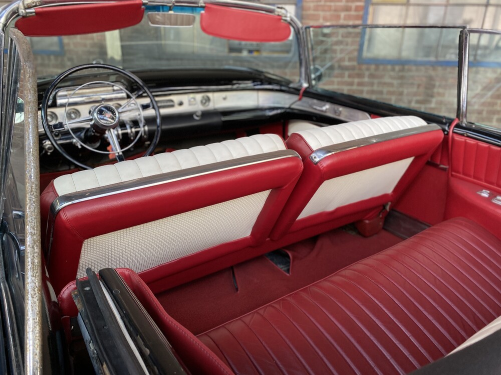 Buick Roadmaster Convertible 76C V8 Convertible 1954.