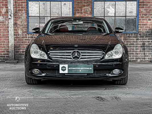 Mercedes-Benz CLS500 5.0 V8 306pk 2005 CLS-Klasse -Youngtimer-