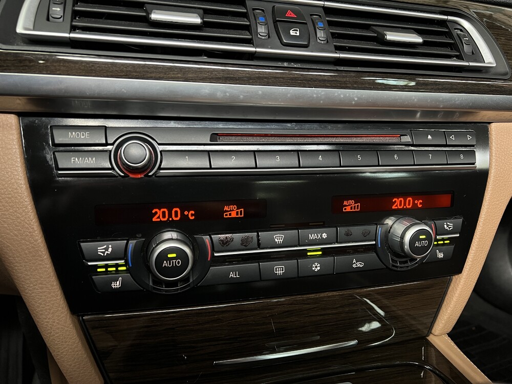 BMW 750i High Executive F04 4.4 V8 7 Series 407HP 2009.