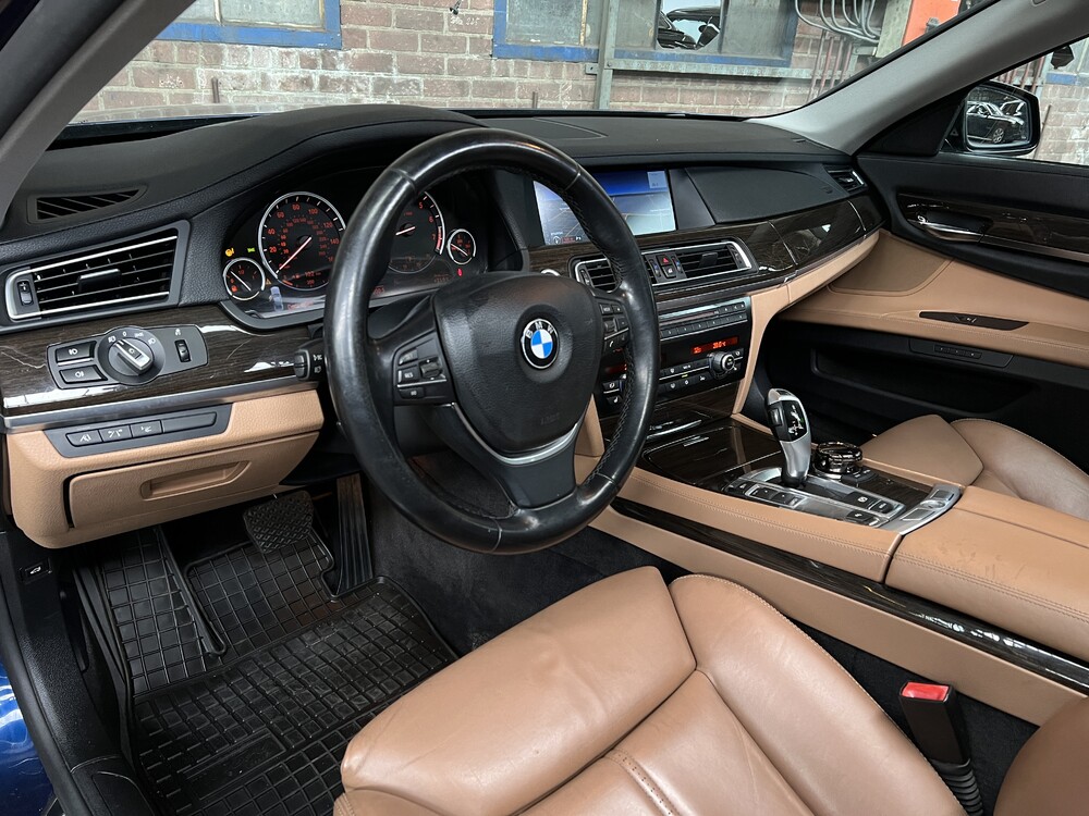 BMW 750i High Executive F04 4.4 V8 7 Series 407HP 2009.