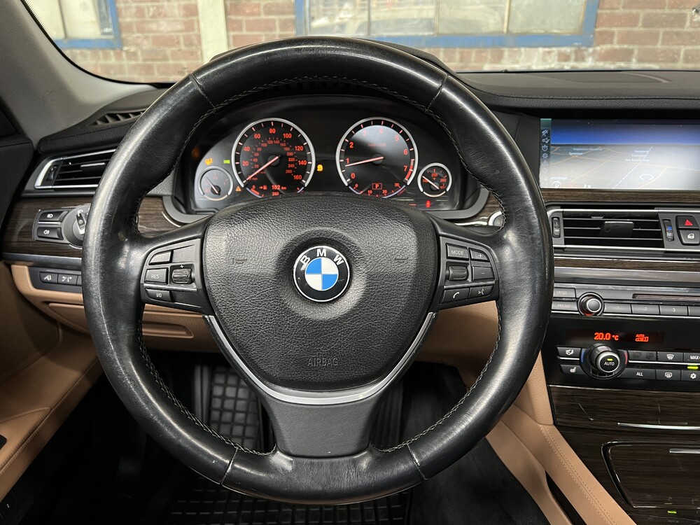BMW 750i High Executive F04 4.4 V8 7 Series 407HP 2009.