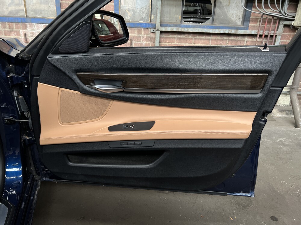 BMW 750i High Executive F04 4.4 V8 7 Series 407HP 2009.