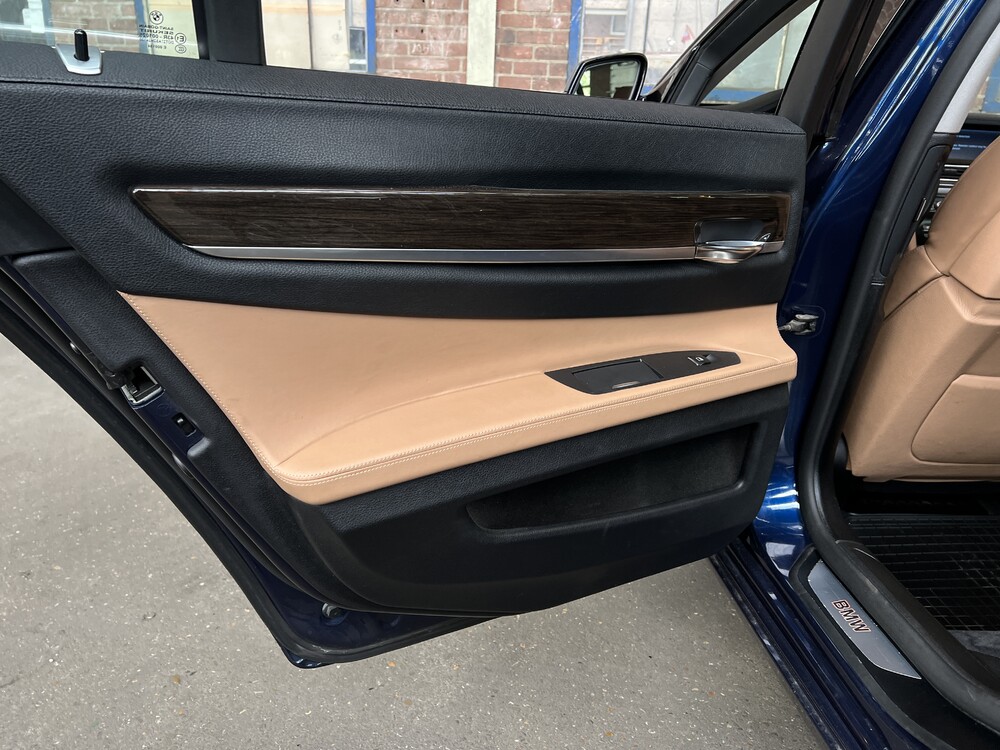 BMW 750i High Executive F04 4.4 V8 7 Series 407HP 2009.