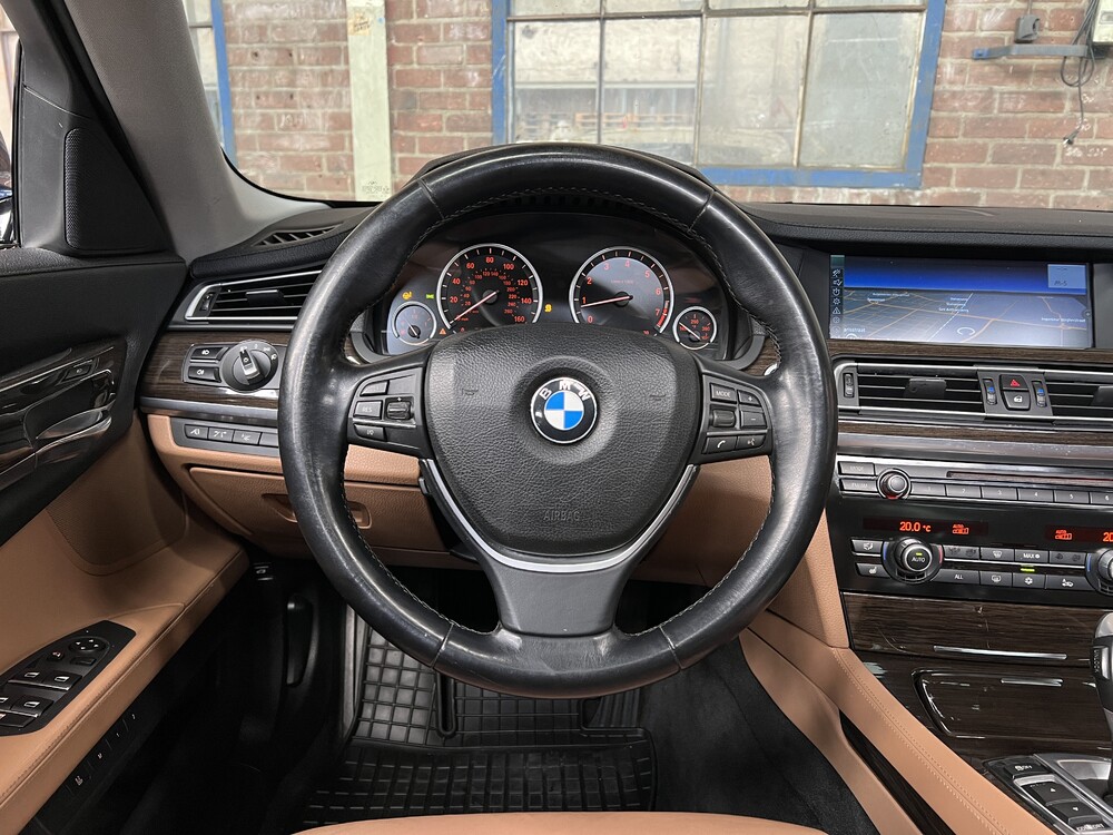 BMW 750i High Executive F04 4.4 V8 7 Series 407HP 2009.