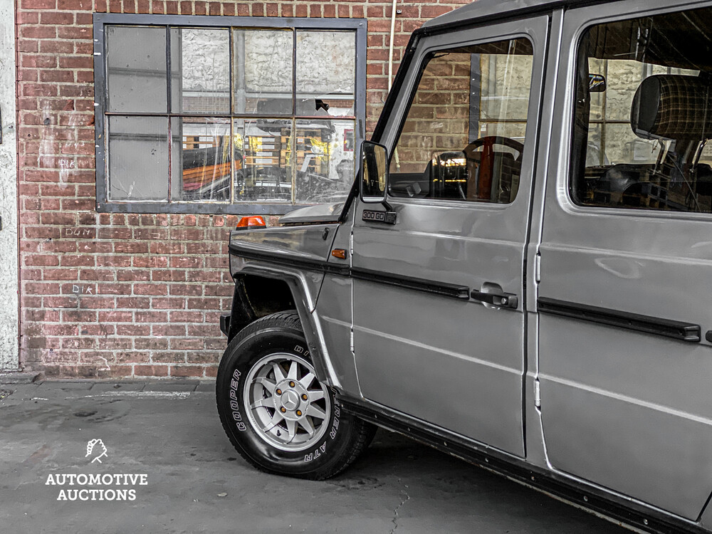 Mercedes-Benz 300GD Turbo Barndoors G-class 125hp 1980, P-061-DS.