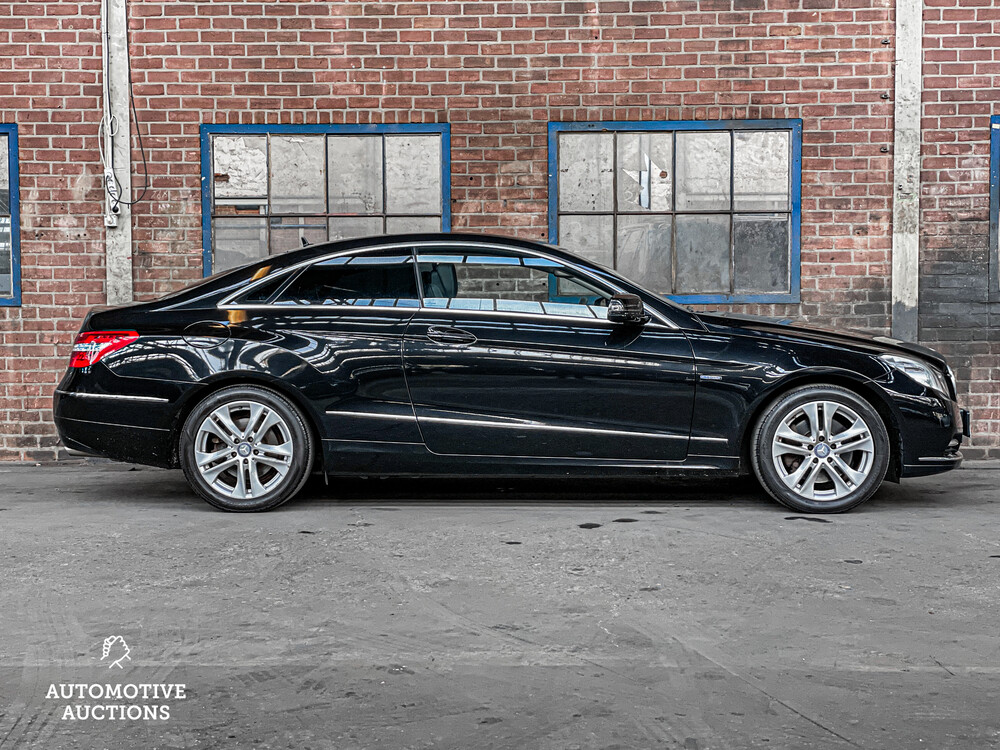 Mercedes-Benz E350 CGI Coupé 292hp 2011 E-Class.