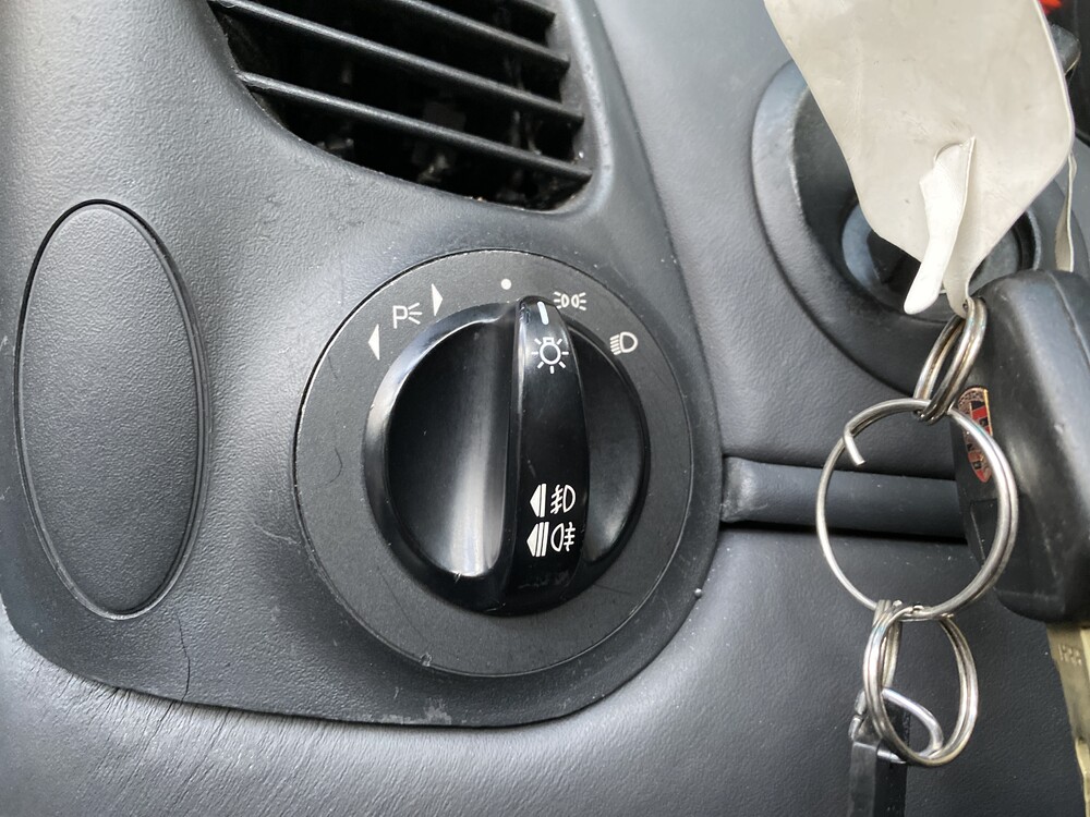 Porsche 911 996 Targa 3.6 320hp 2002 -YOUNGTIMER-.