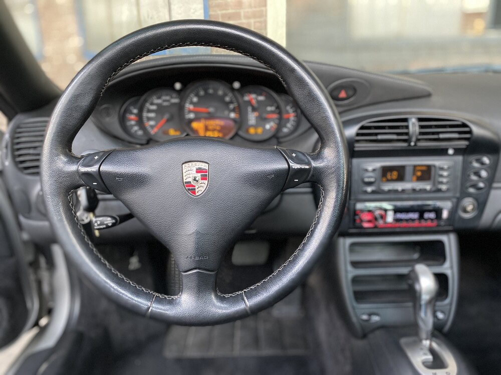 Porsche 911 996 Targa 3.6 320hp 2002 -YOUNGTIMER-.