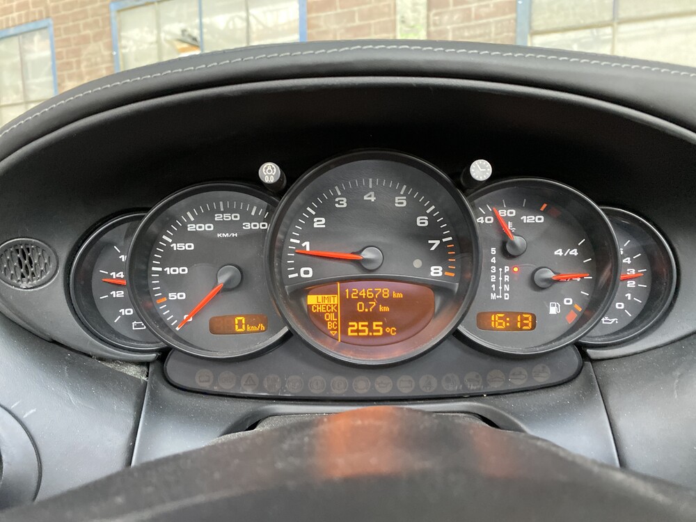 Porsche 911 996 Targa 3.6 320hp 2002 -YOUNGTIMER-.