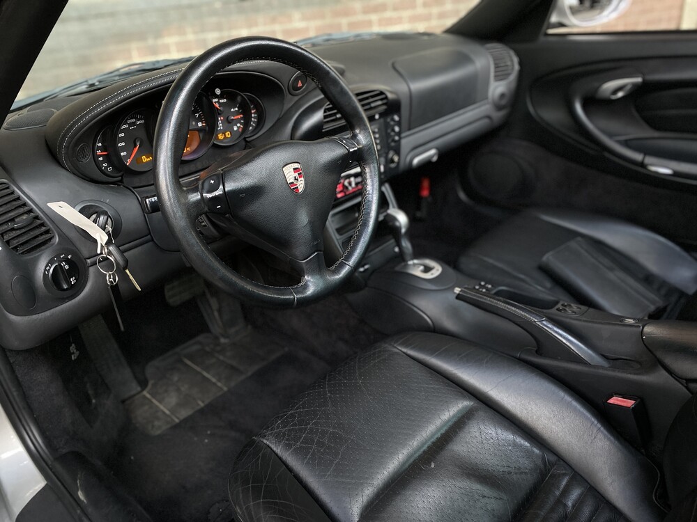 Porsche 911 996 Targa 3.6 320hp 2002 -YOUNGTIMER-.