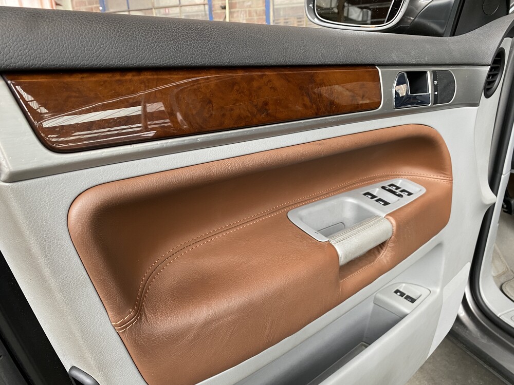 Volkswagen Touareg 3.6 V6 FSI Highline 280hp 2008, 37-HGR-5.