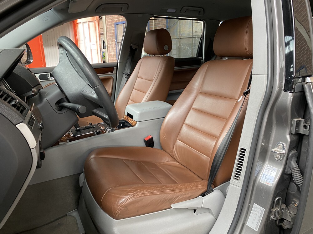 Volkswagen Touareg 3.6 V6 FSI Highline 280hp 2008, 37-HGR-5.