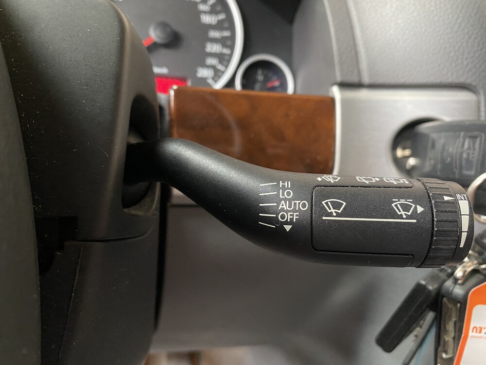 Volkswagen Touareg 3.6 V6 FSI Highline 280hp 2008, 37-HGR-5.