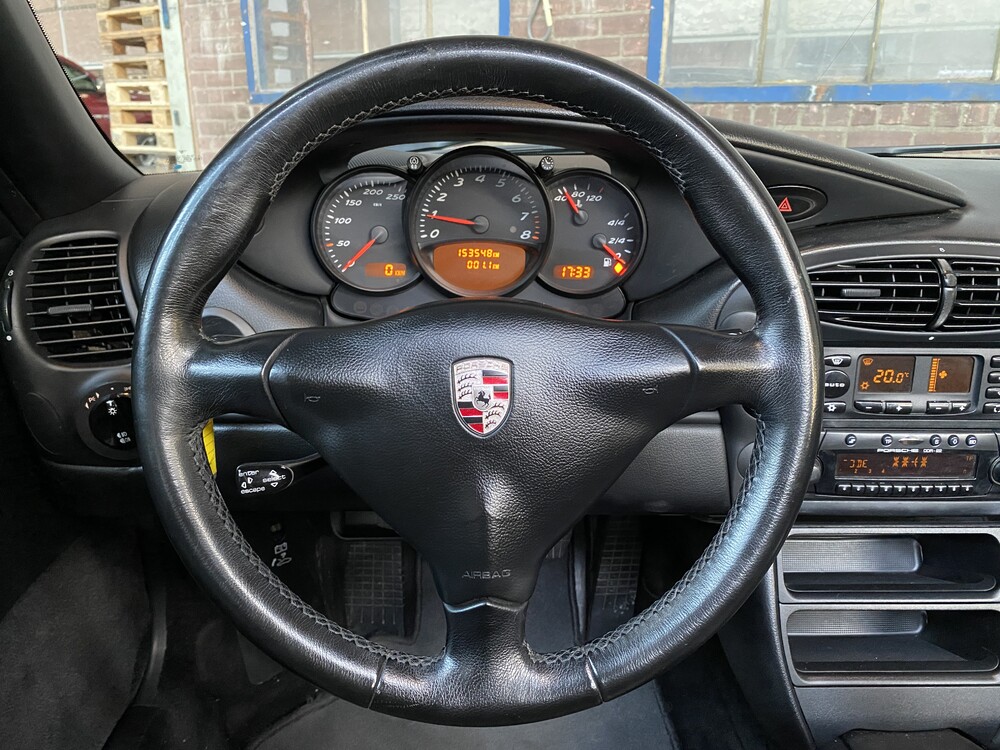 Porsche Boxster 986 2.7 220hp 2001 Convertible.
