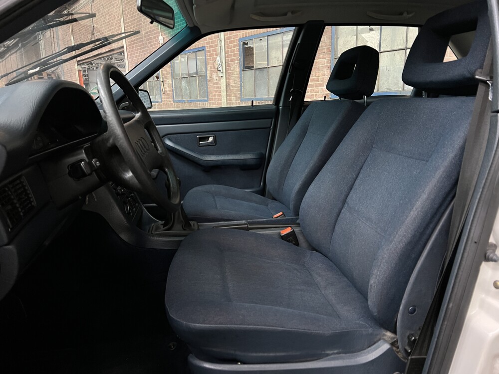 Audi 100 44 1.8 90hp 1988.