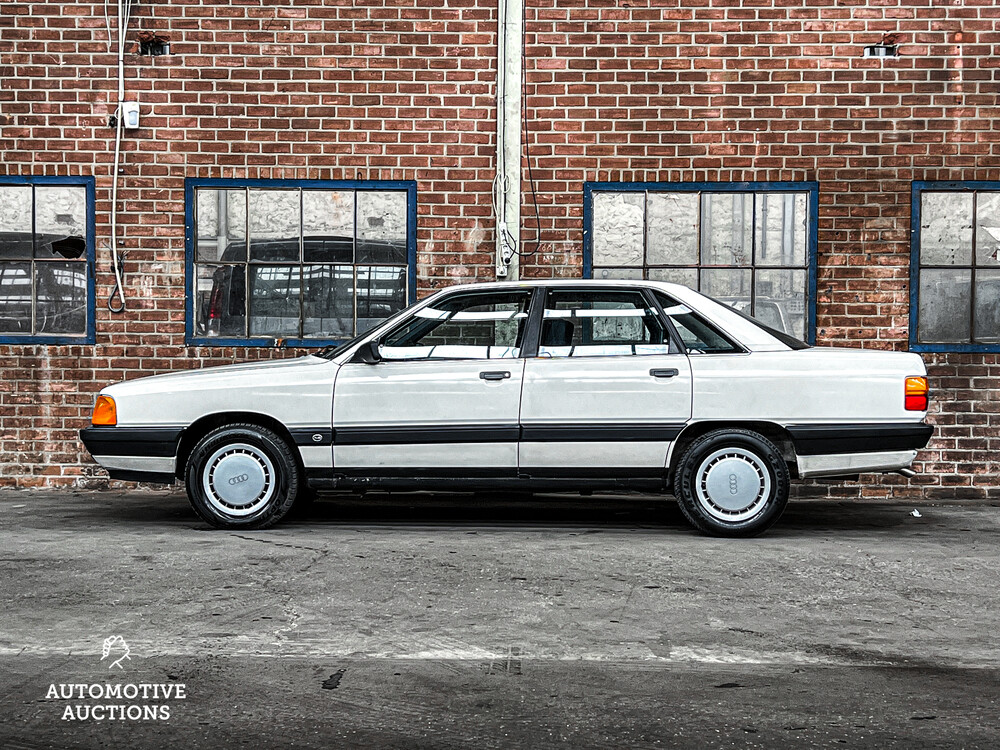 Audi 100 44 1.8 90hp 1988.