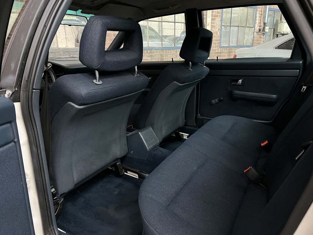 Audi 100 44 1.8 90hp 1988.