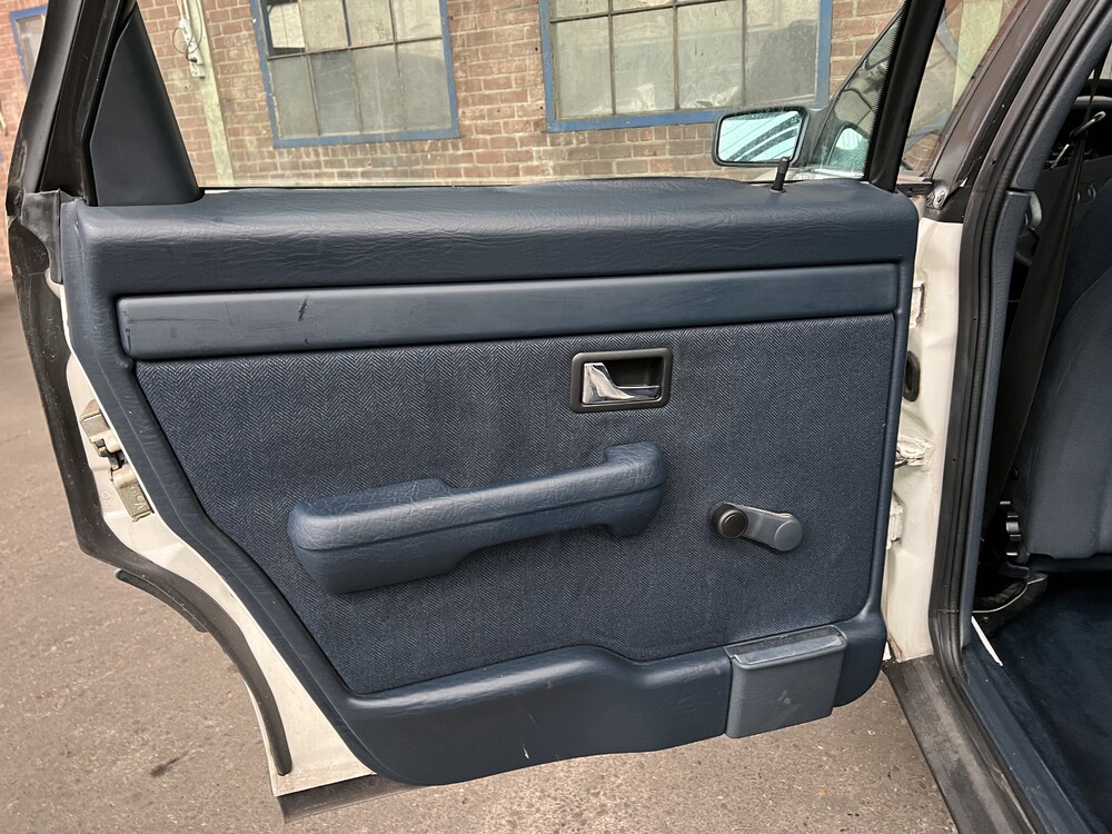 Audi 100 44 1.8 90hp 1988.